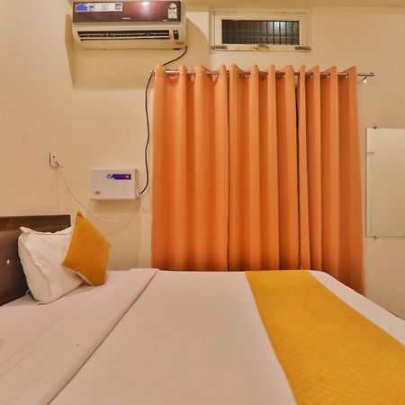 Hotel Ramayan Inn Free Pickup From Ayodhya Dham Junction Екстер'єр фото